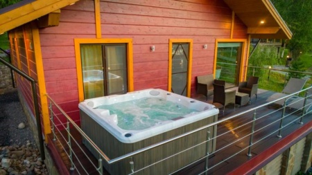Installation d'un jacuzzi : conseils pour un projet r&eacute;ussi